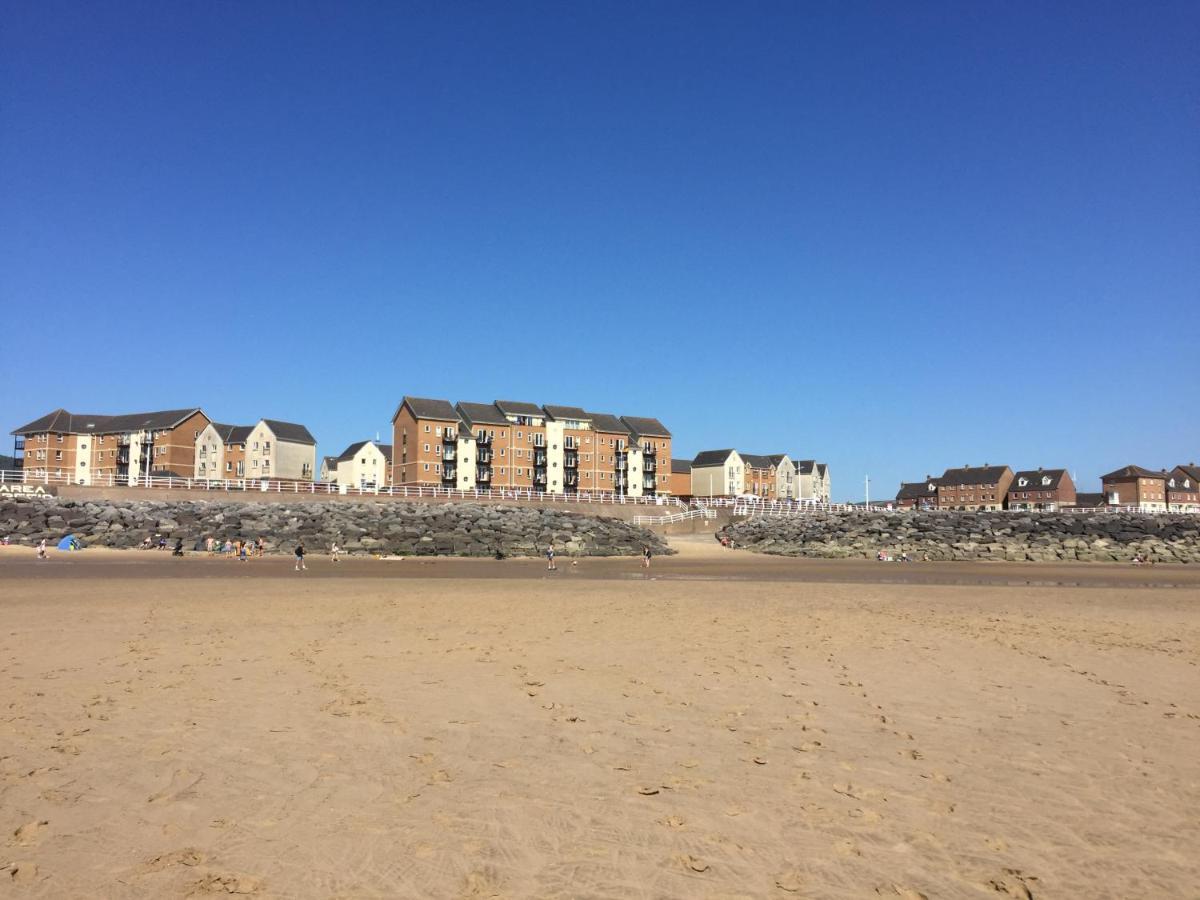 Beach Break Aberavon Holiday Home By The Sea Port Talbot Exterior foto